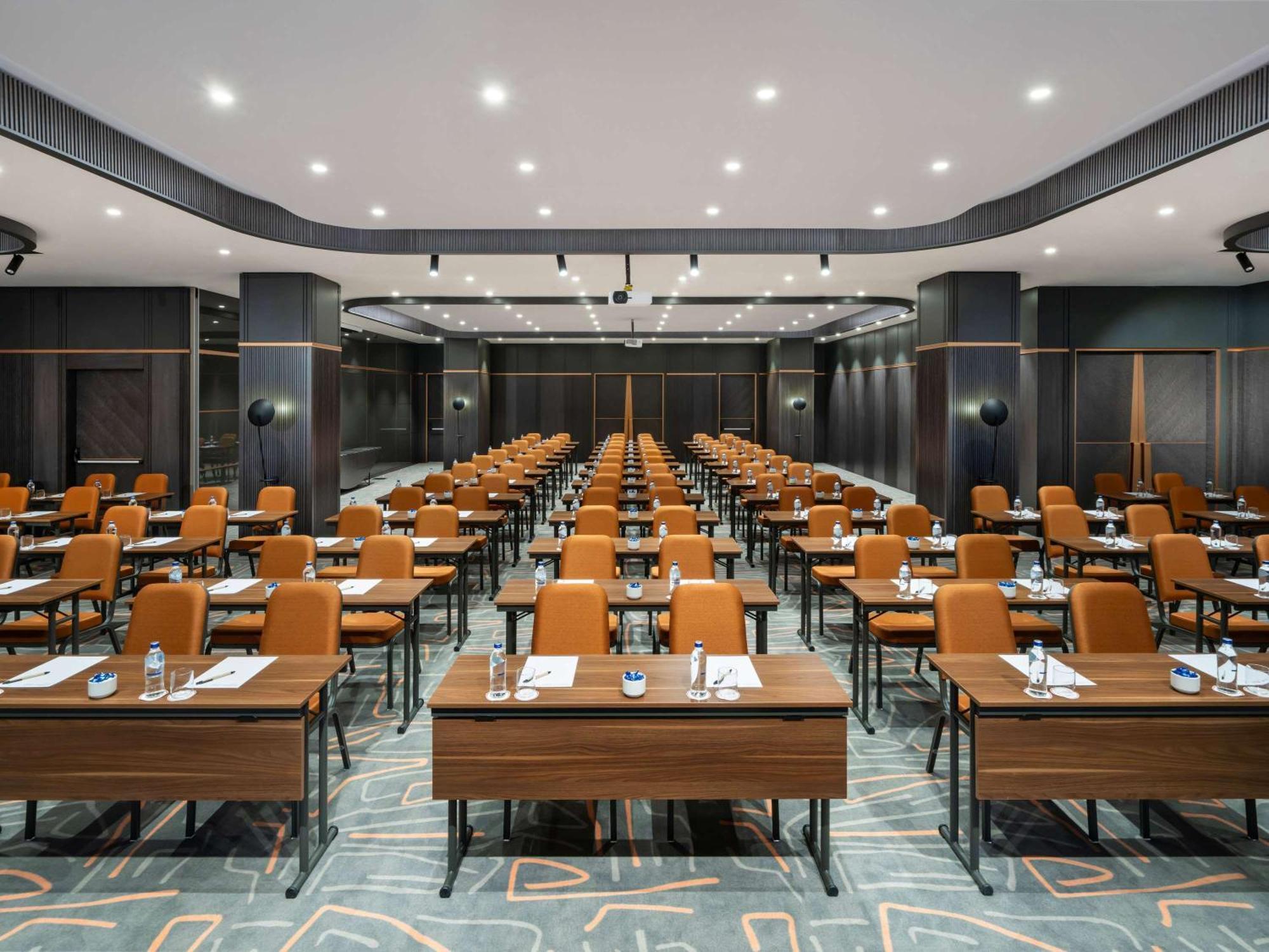 Otel Moevenpick Marmara Sea 5*